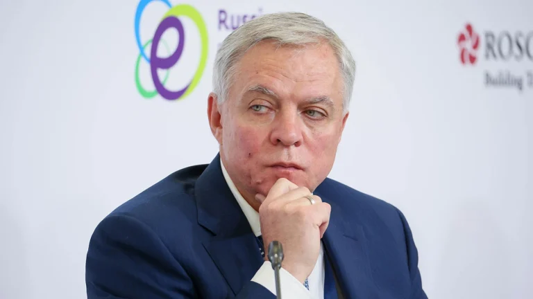 Andrey Badalov, sinucidere sau crimă?