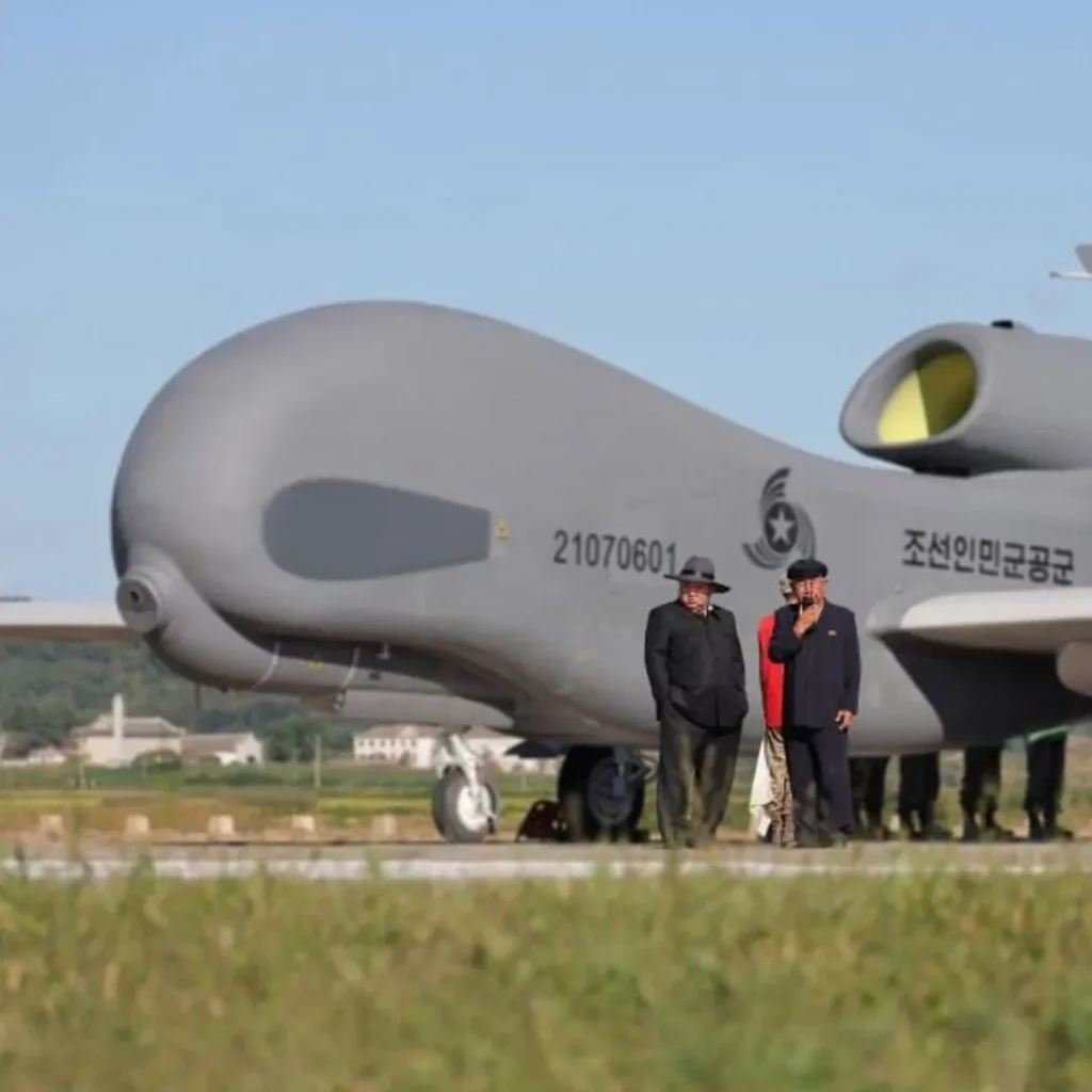 Phenianul a scos la rampă o serie numită Kumsong — drone mari, cu alură de Global Hawk și de Reaper,